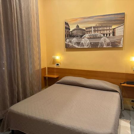 Albergo Parigi Genoa Exterior photo